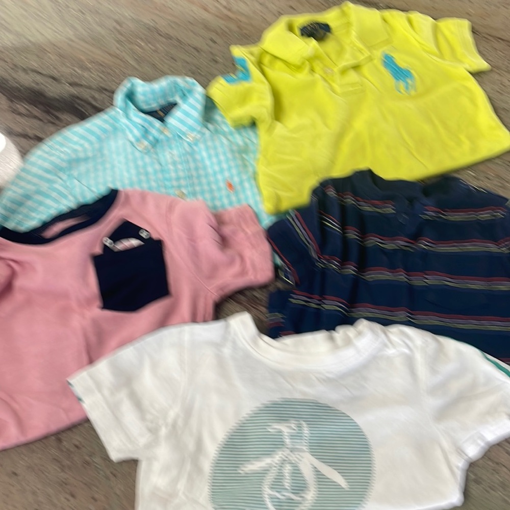 Boys size 4T short sleeve shirts